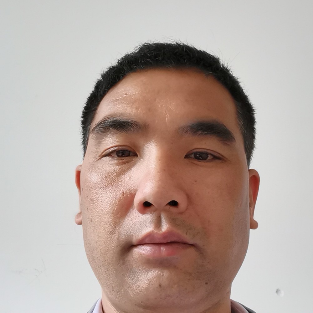 安详苦恋面包的照片