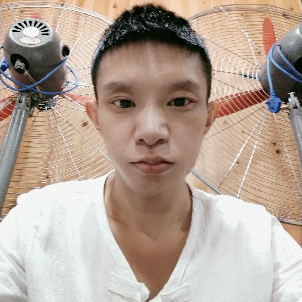 亦洋的照片