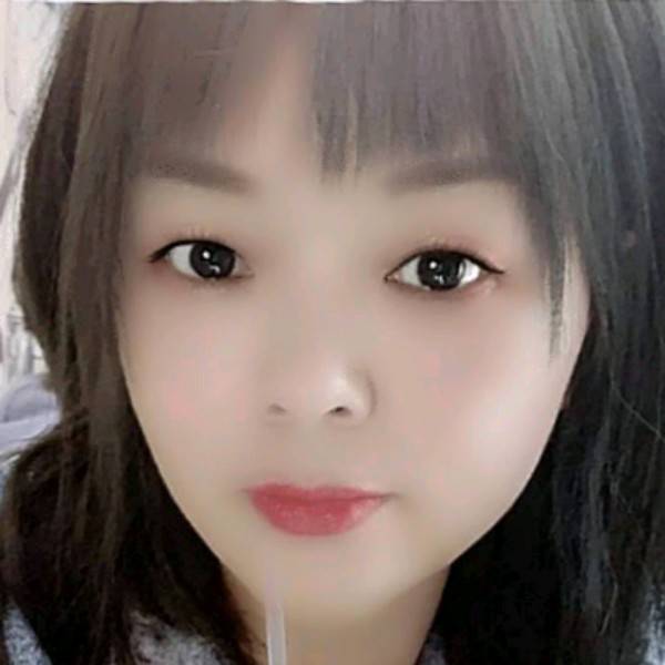 专注就路灯的照片