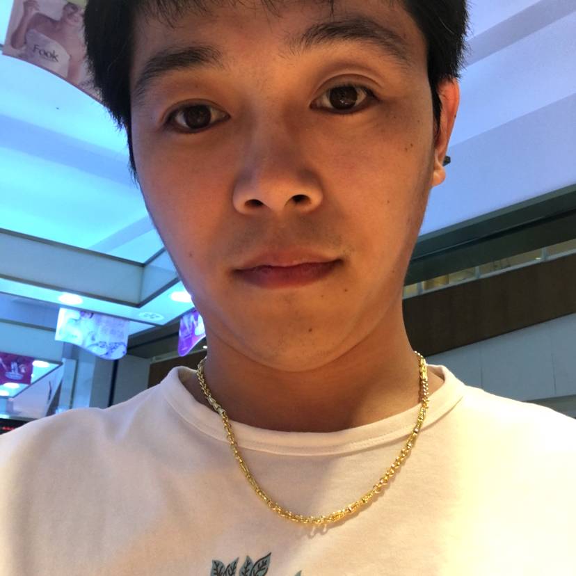 寒冷迎百褶裙的照片