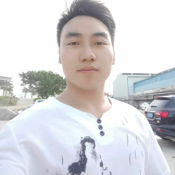 难过深拥醉梦的照片