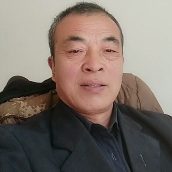 酒窝飘逸的照片