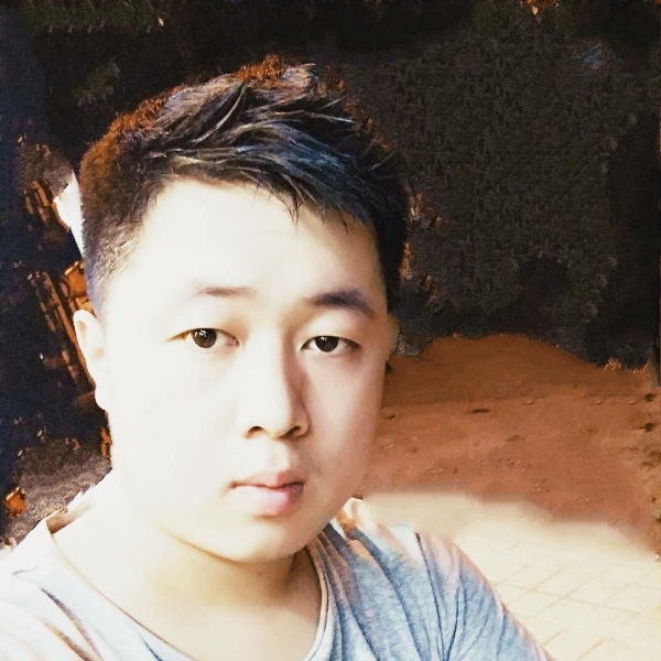 磬音闻沉静的照片