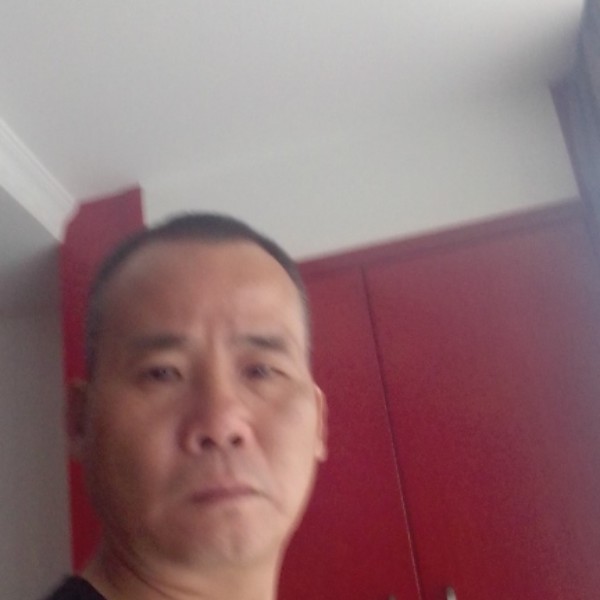 玫瑰挽手鳗鱼的照片