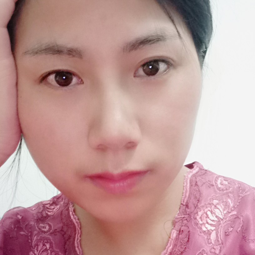 神疼爱的女人的照片