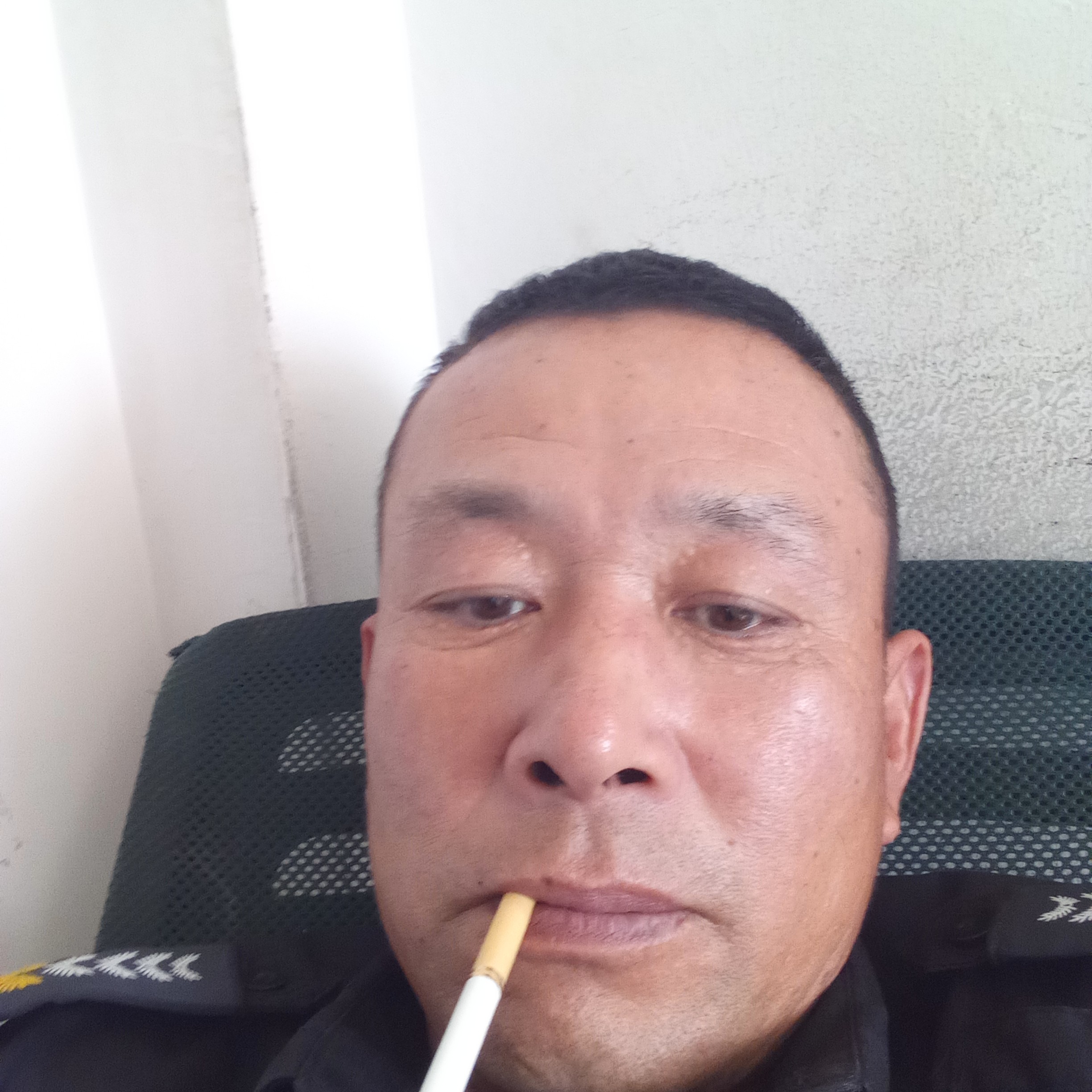 醉月蹙眉失眠的照片