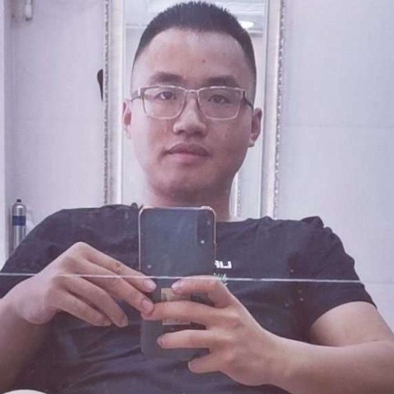 凤梨不是罐头的照片