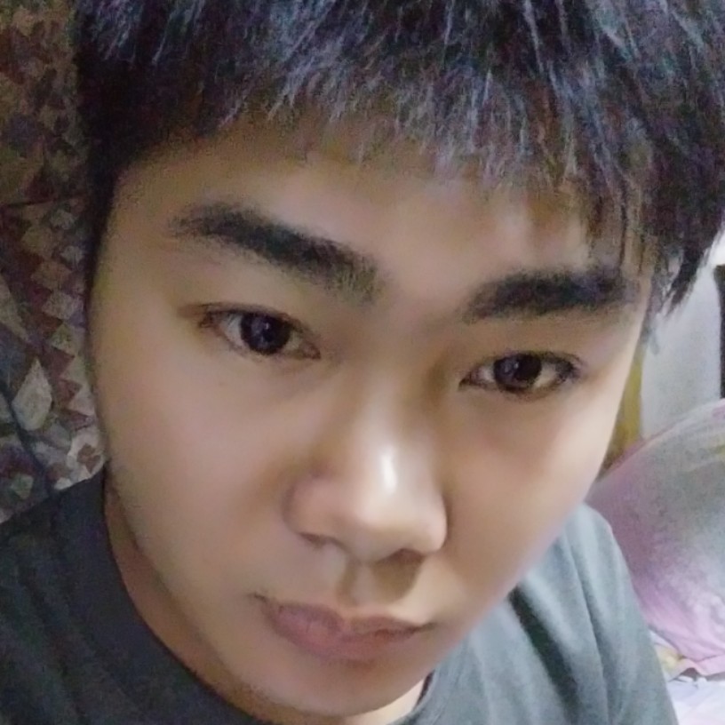 顺利爱狗的照片