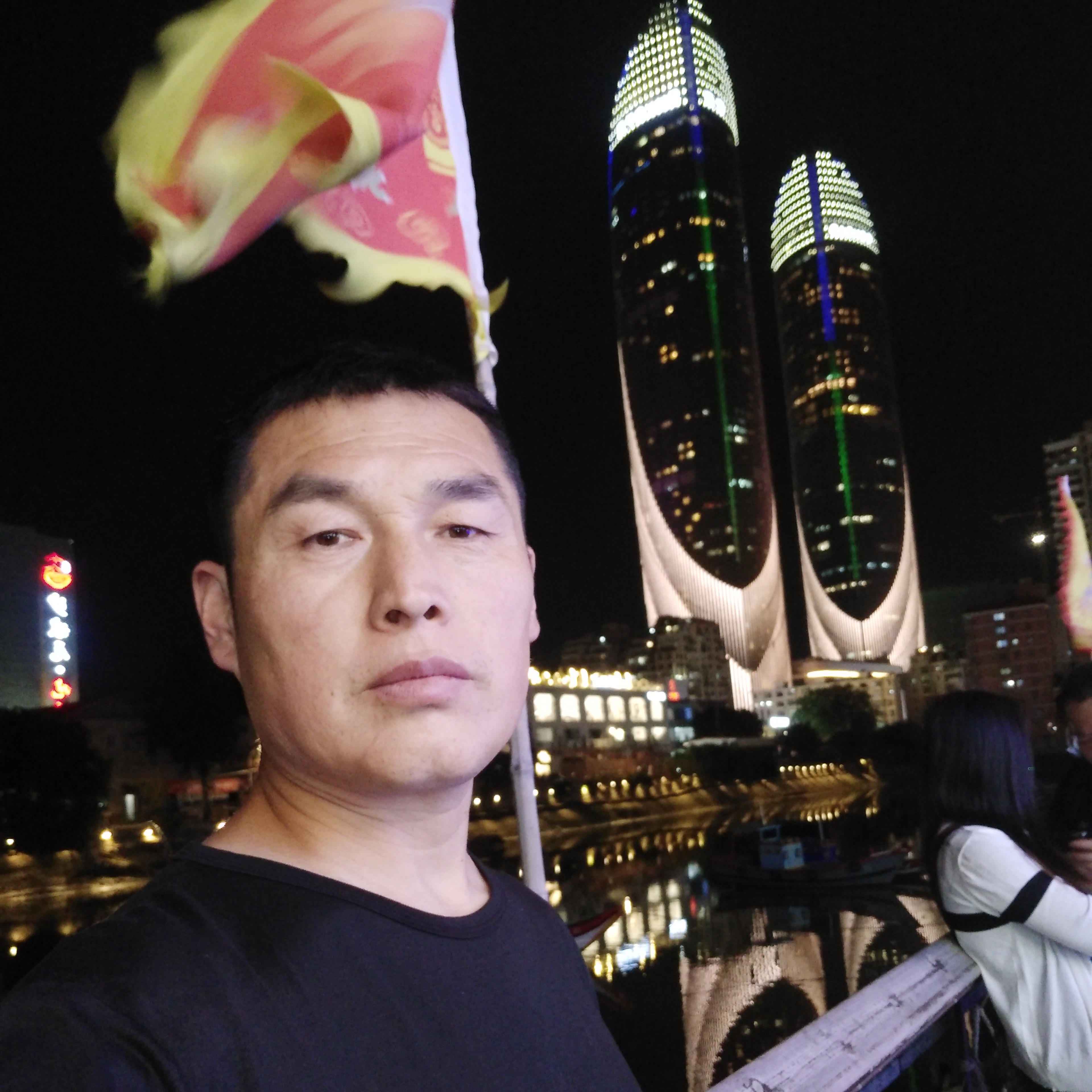 丰富拿帅哥的照片