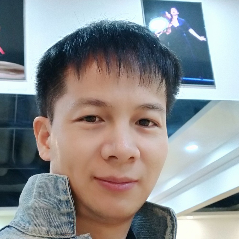 我只是一只小小鸡的照片
