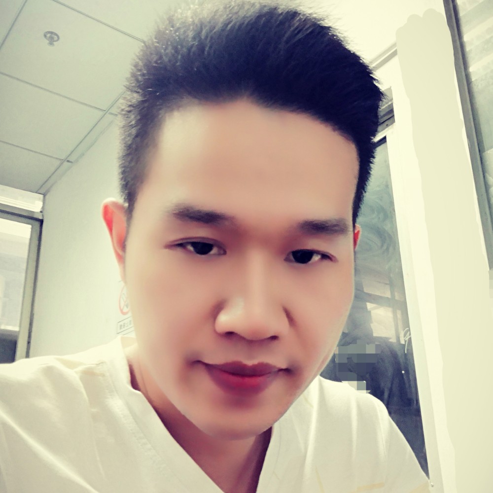 白昼浅吻黑夜的照片