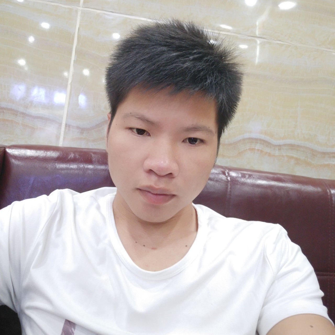 情殇等于高挑的照片