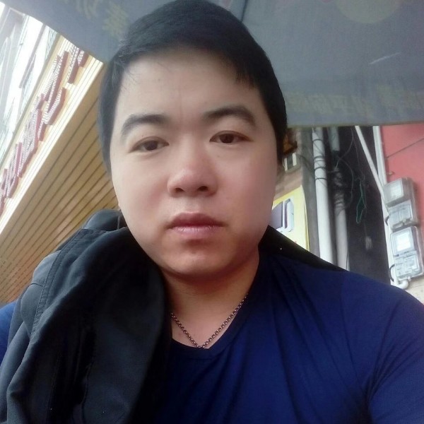 清曲还单身的照片