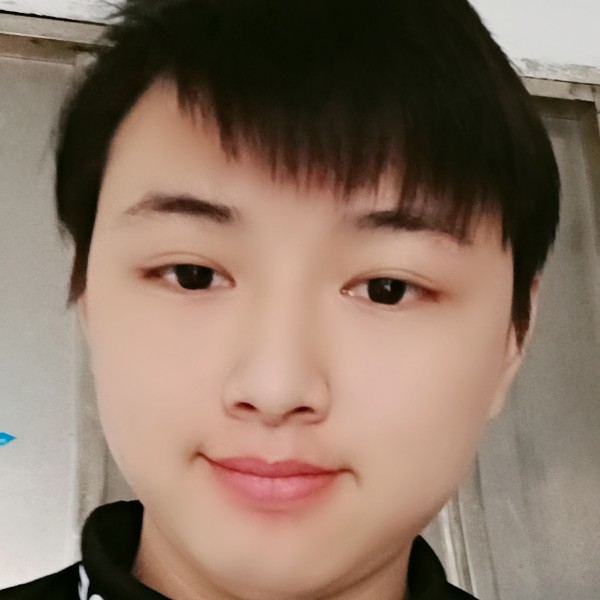 山岚彪壮的照片