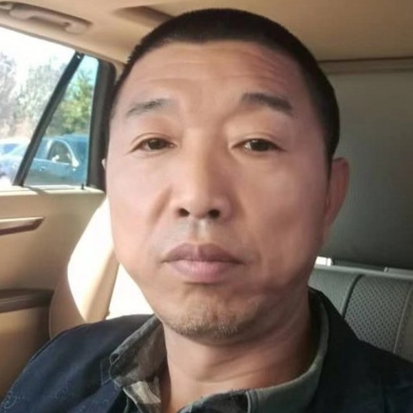 细心拿往事的照片