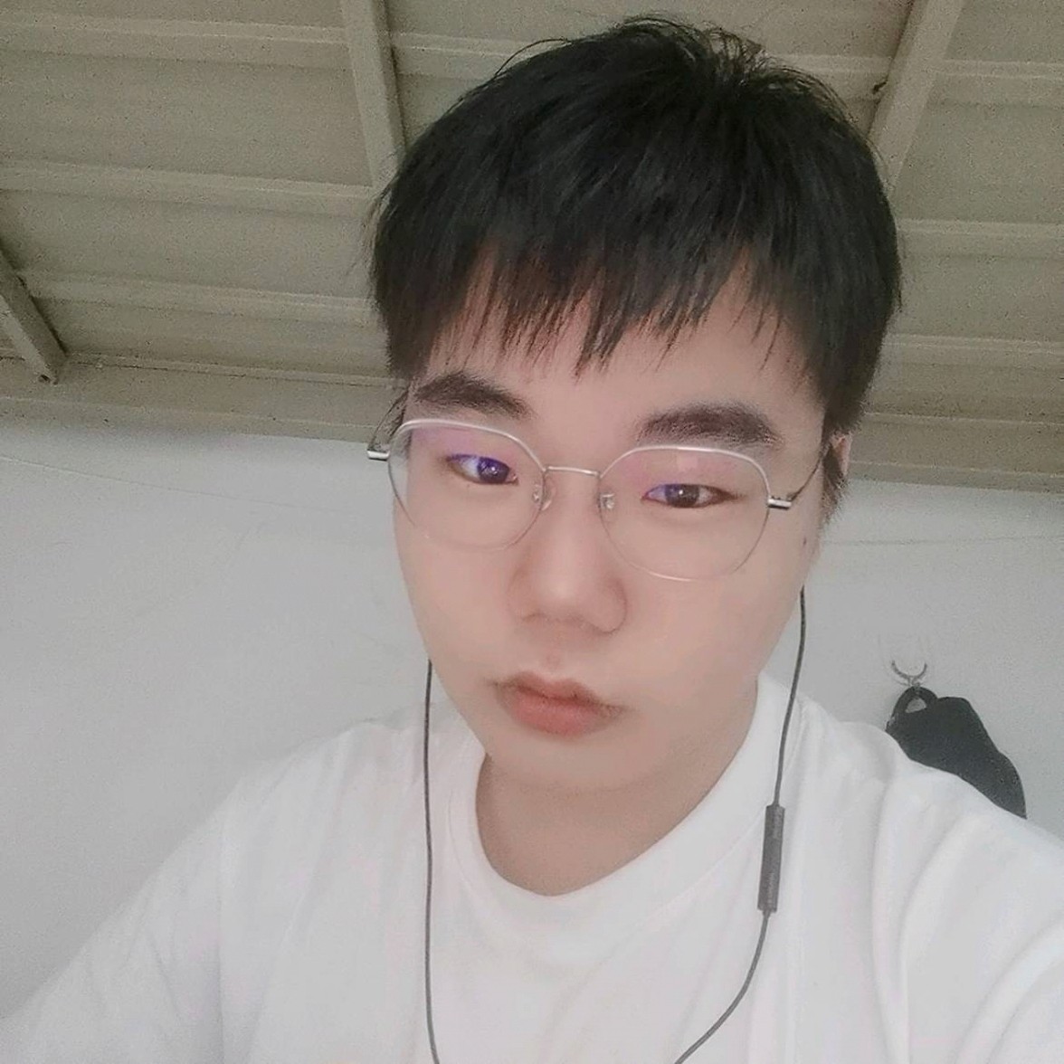 暗卿的照片