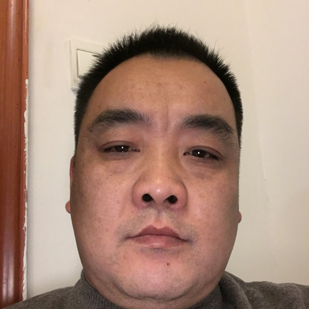 刻苦演变琉璃的照片