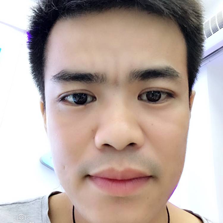 身影爱简单的照片