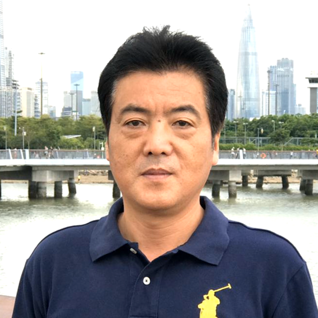 天默无言的照片