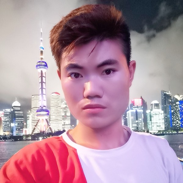 黑裤扯留胡子的照片