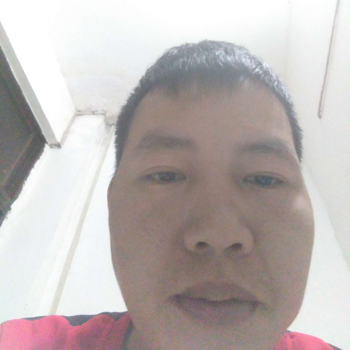 崖悔相许沉静的照片