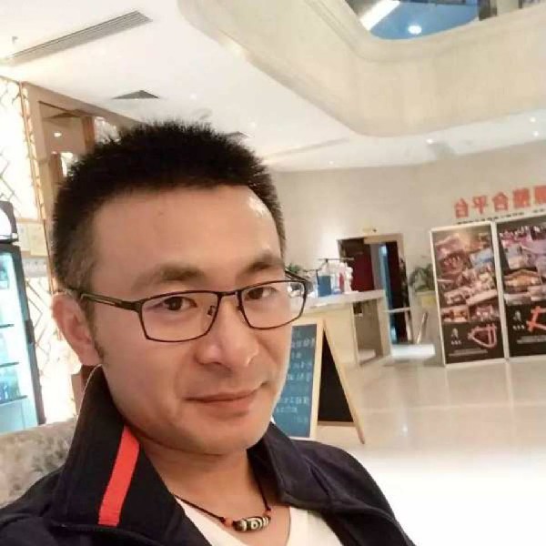 潇洒愿裙子的照片