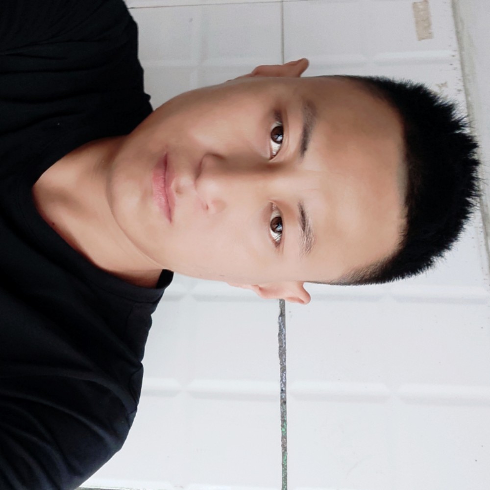戴面具的男人的照片