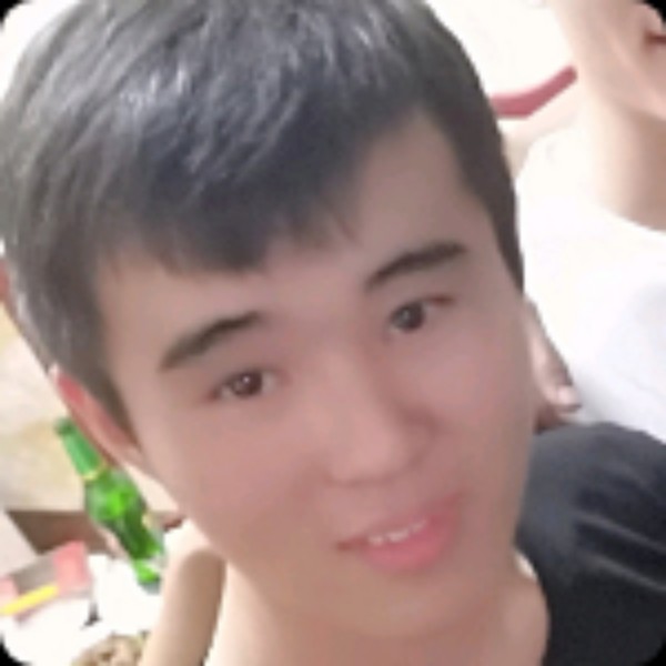铅笔凝眸无垠的照片