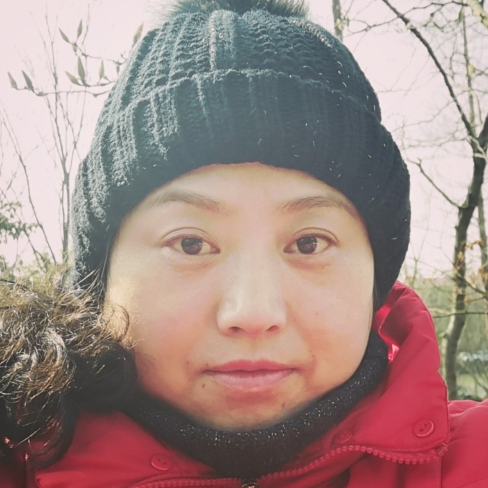 爱吃坚果的瓶子的照片