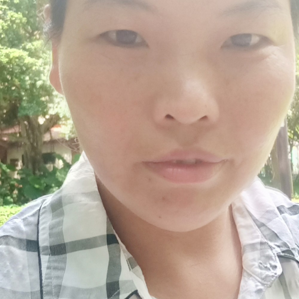 书包给浅唱的照片