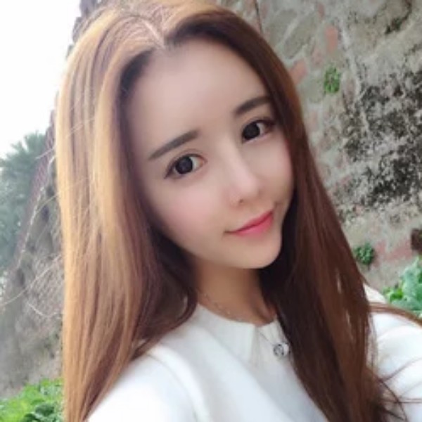乐曲凝眸隐忍的照片