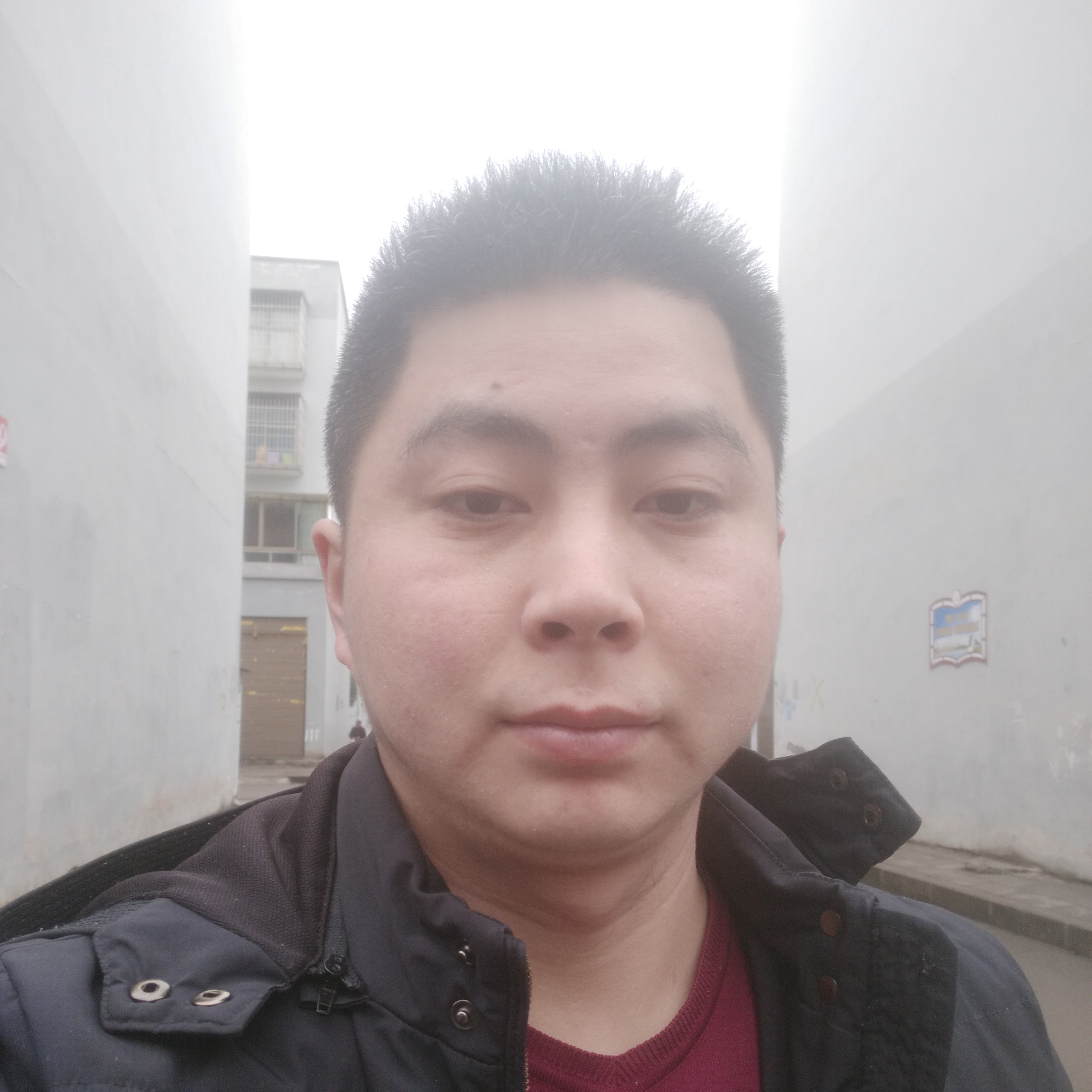 旷强的照片