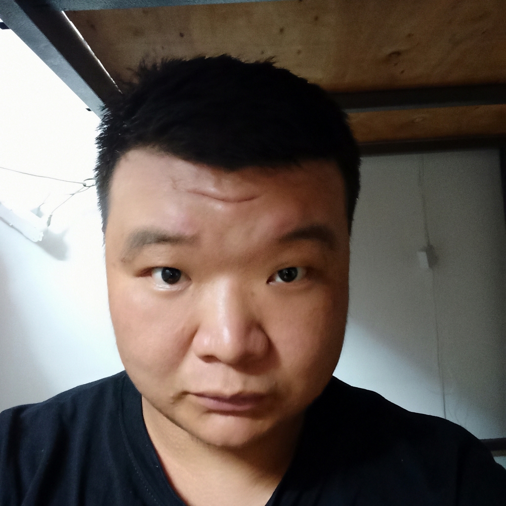 无情踢红尘的照片