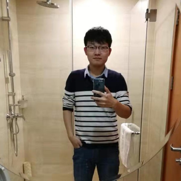 飞向外太空的照片