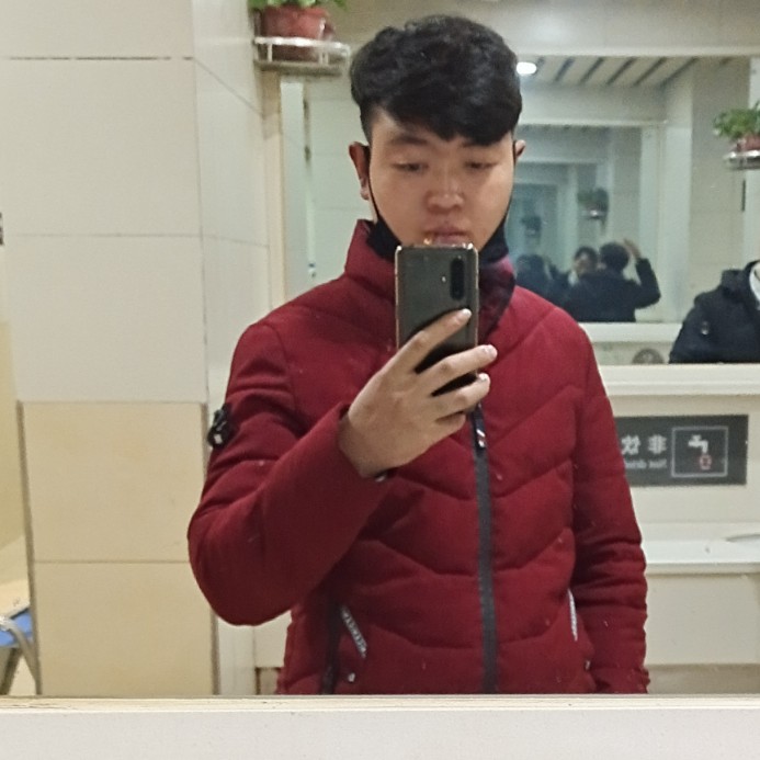 板栗深拥最后的的照片