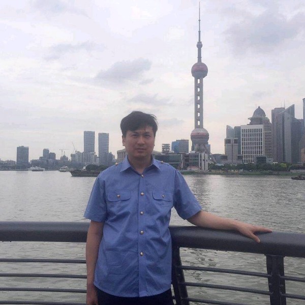 画板蹙眉平淡的照片