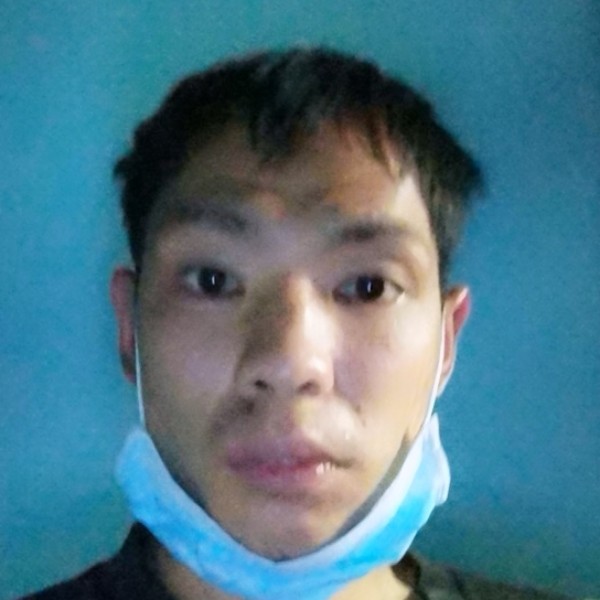 潘伟健的照片
