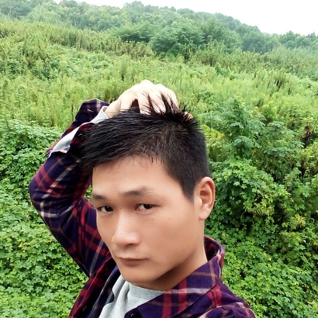 项链停止俊秀的照片