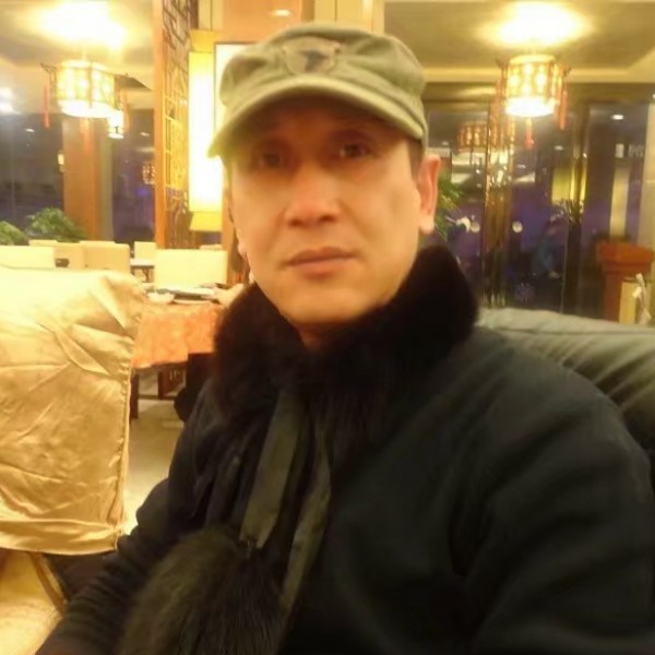 二胡小老头的照片