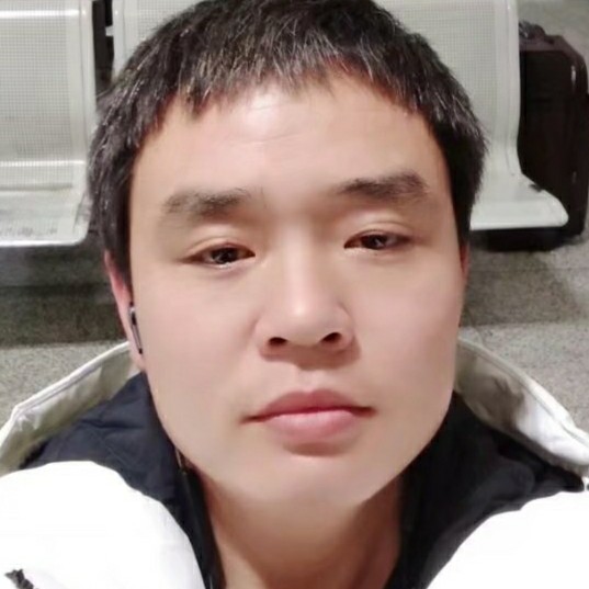 小土豆凝眸善良的照片