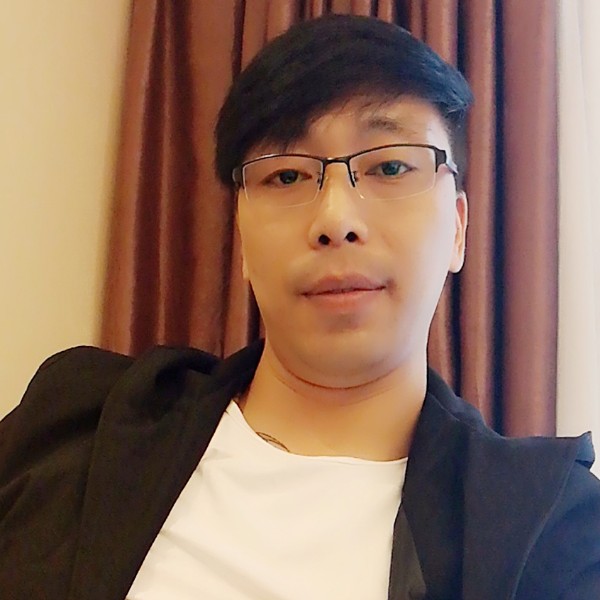 啊宏宏的照片
