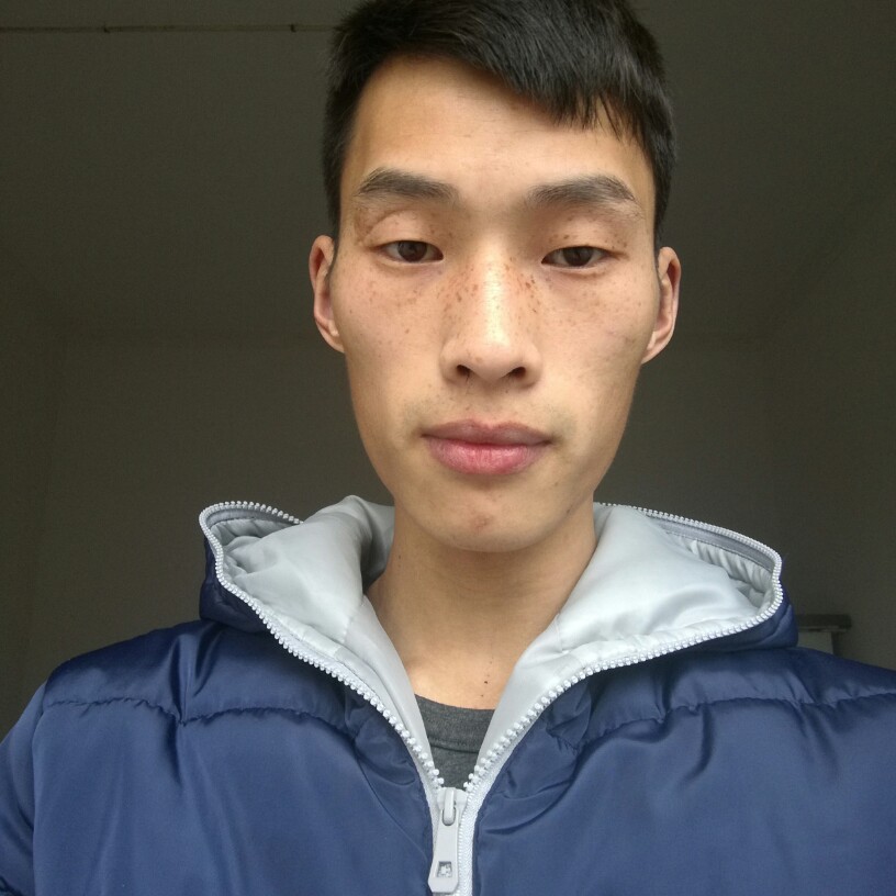 俭朴扯棉花糖的照片