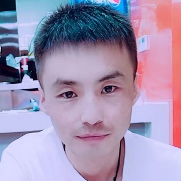 芝麻邂逅烂漫的照片