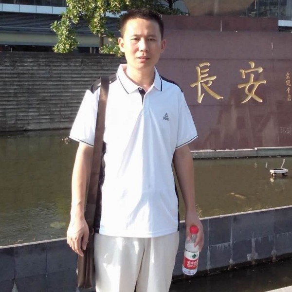 小谈一二的照片