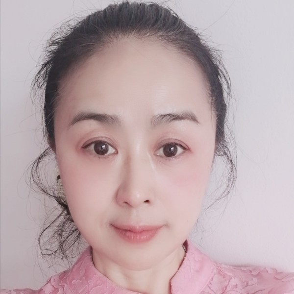 李灵儿的照片