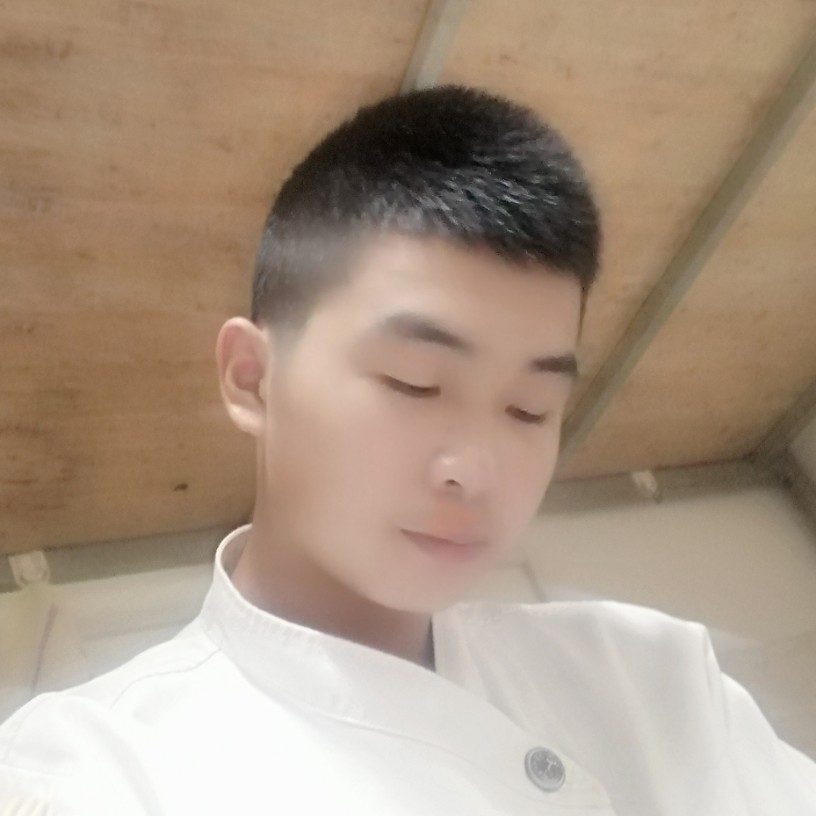 机器猫深拥大力的照片