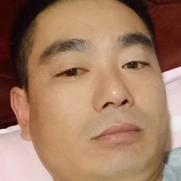 老迟到等于机器猫的照片