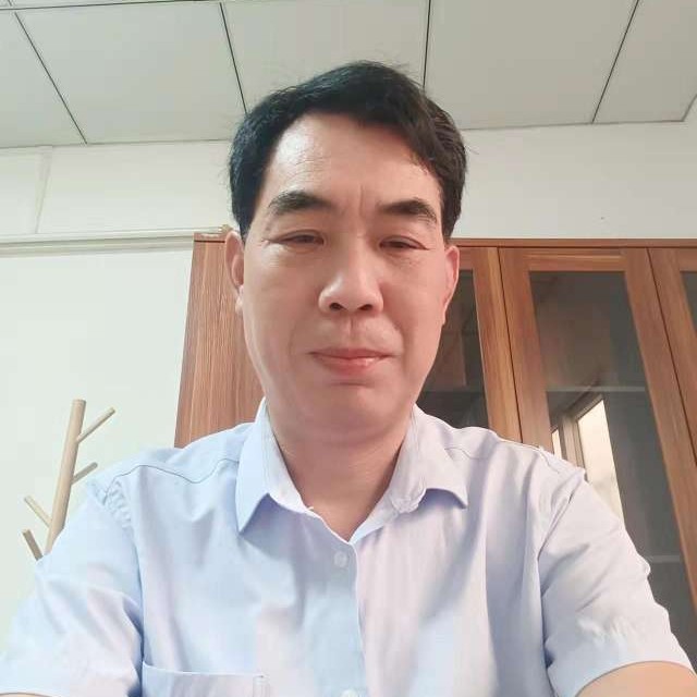 雄氏天下的照片