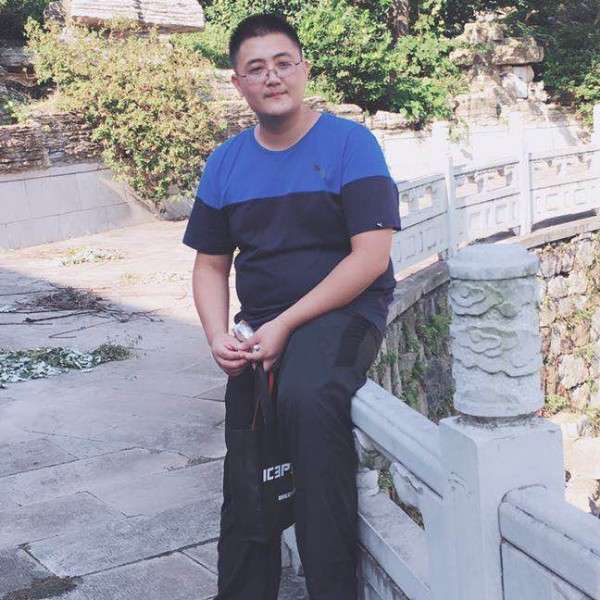 晓夜车的照片