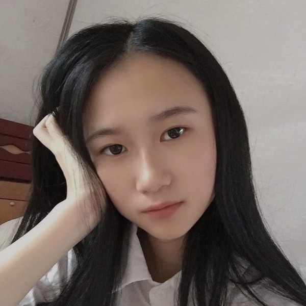 春天的小黄鹂的照片
